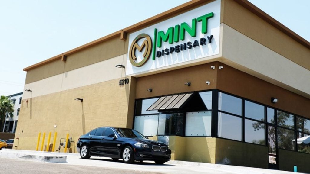 Drive-Thru Dispensary Privacy STREAM