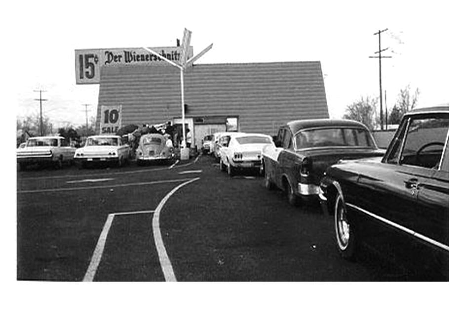 Wienerschnitzel First Drive-Thru STREAM